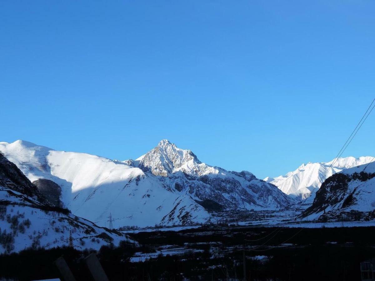 Arte In Kazbegi Stepantsminda Exterior foto